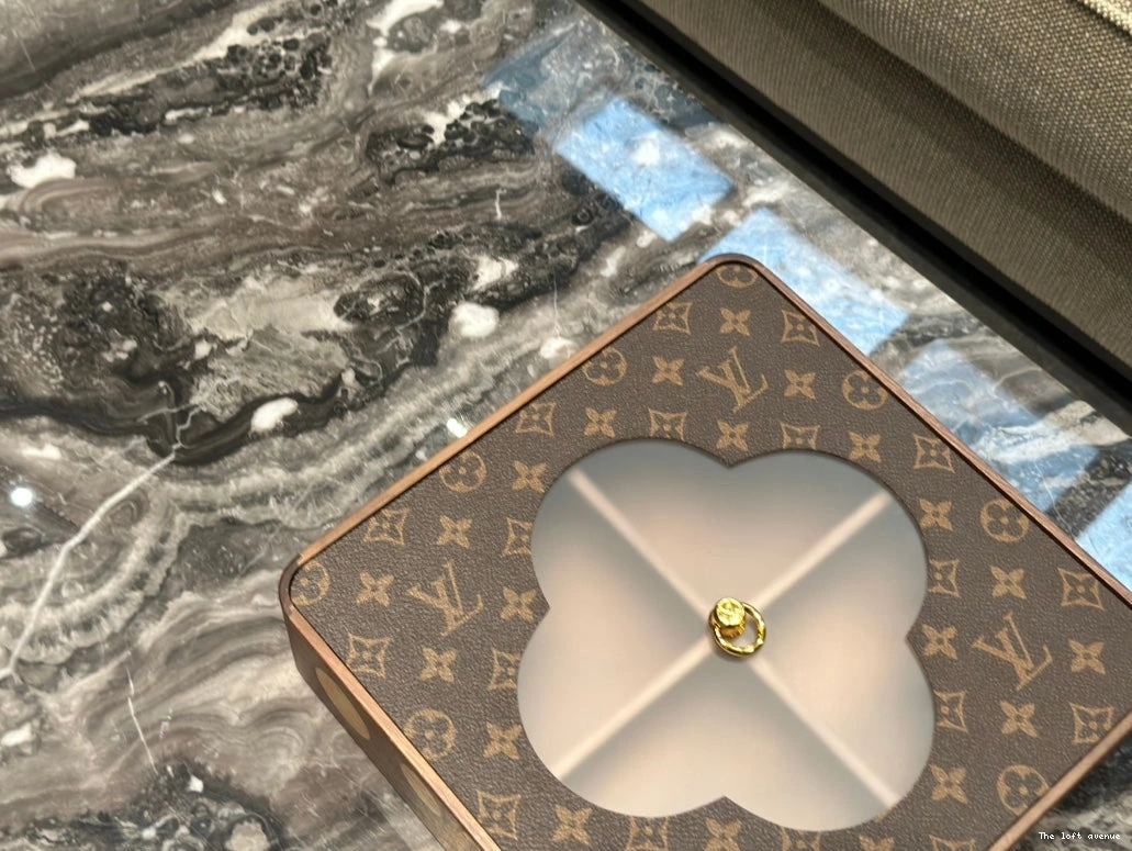 LV ACCESSORIES BOX CUSTOM 2.0 0708